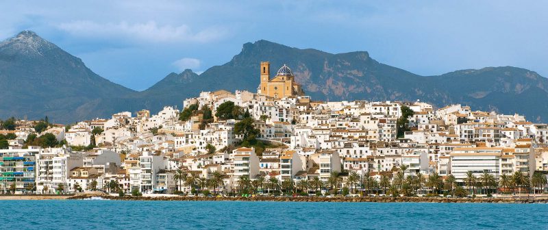 Disfruta del verano, las fiestas y el mediterráneo en Altea