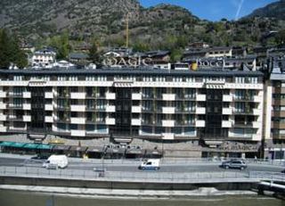 hotel H. Magic Andorra + Museo Del Perfume