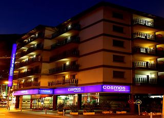 hotel Cosmos + Tobotronc