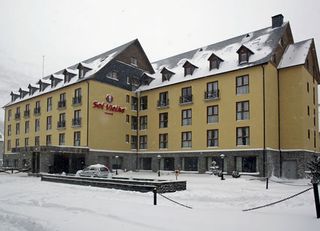 hotel Escapate A Baqueira Con Hotel Sol Vielha