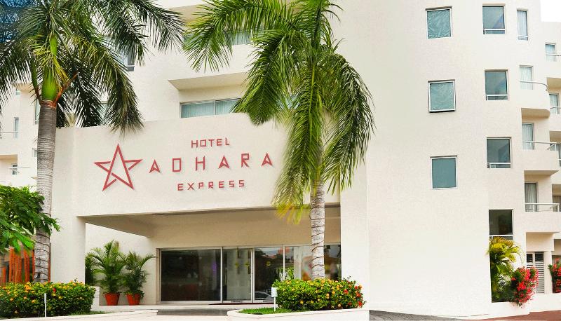 hotel Adhara Express