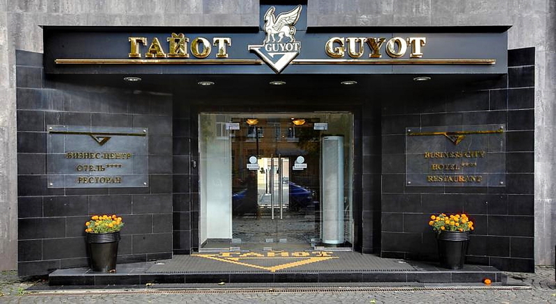 hotel Guyot