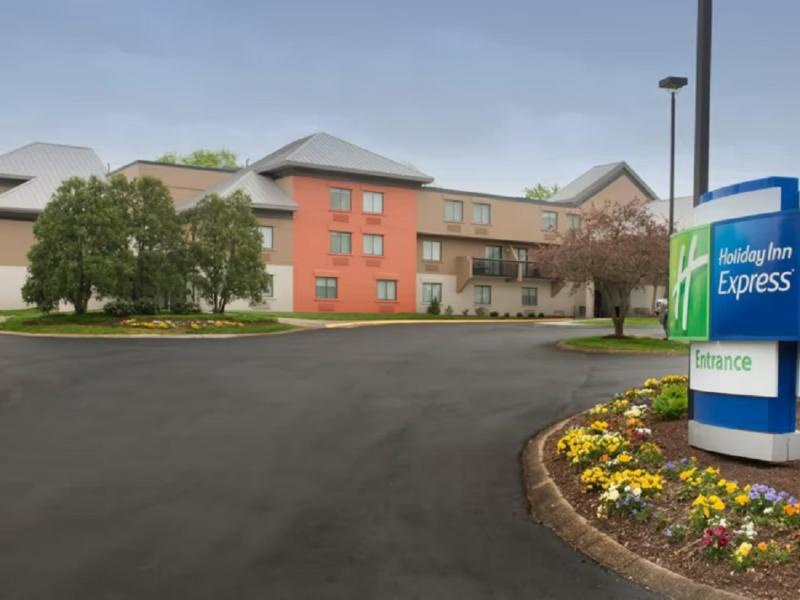 hotel Holiday Inn Express Nashville Airport