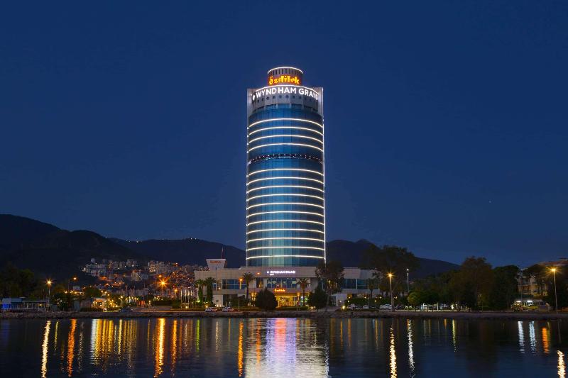 hotel Crowne Plaza Izmir