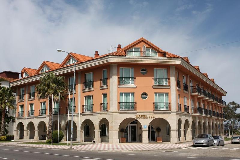 hotel Bahia Bayona 