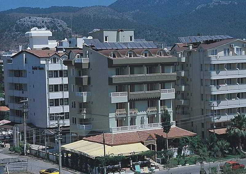 hostal Gold Stone Hotel