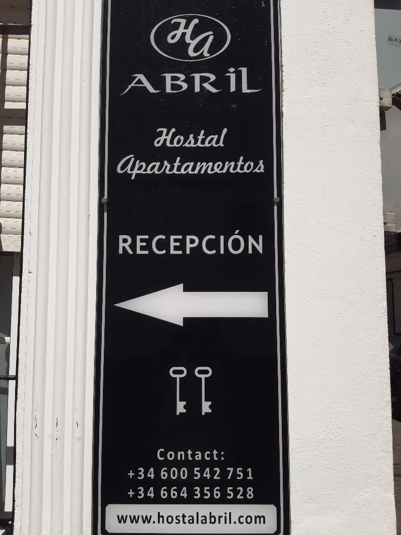 hostal Abril