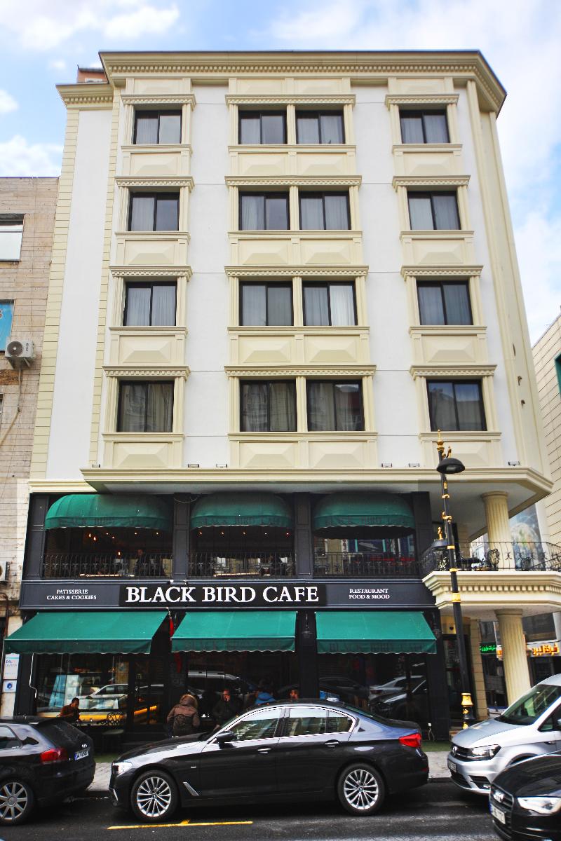 hotel Black Bird