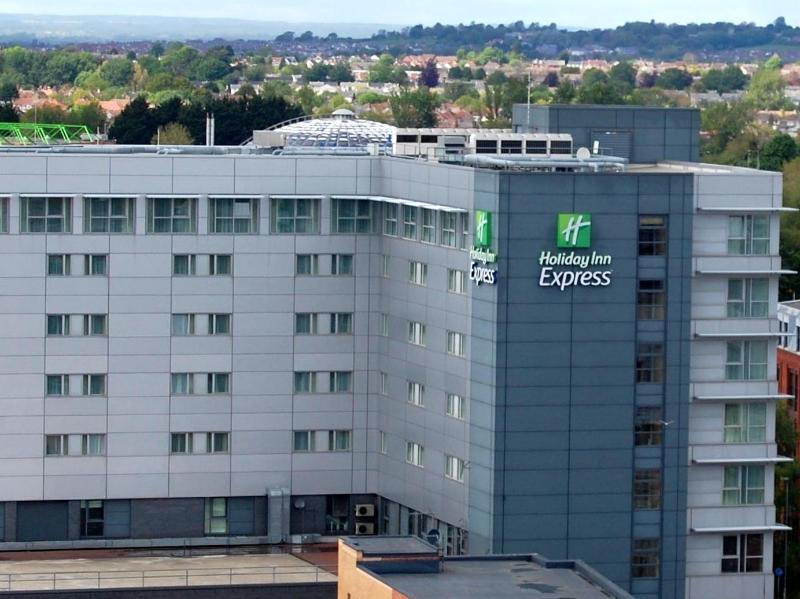 hotel Express By H. Inn Swindon City Centre