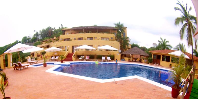 hotel Plaza Tucanes Manzanillo