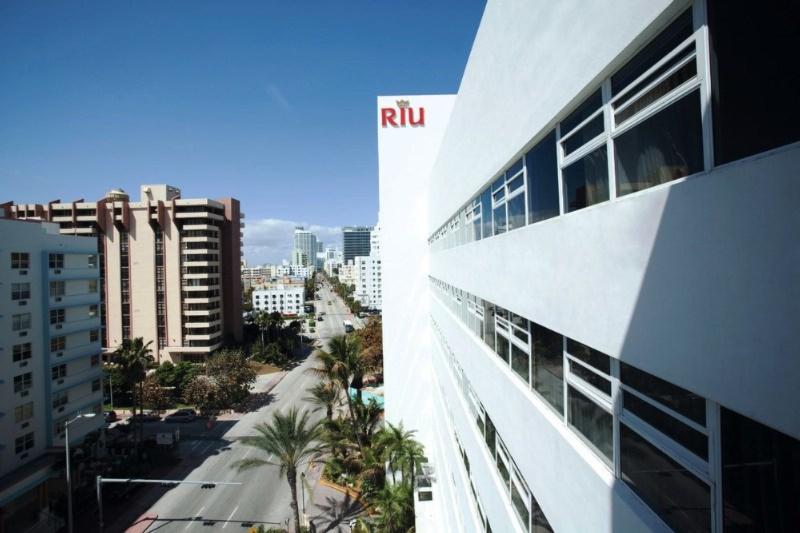 hotel Riu Plaza Miami Beach