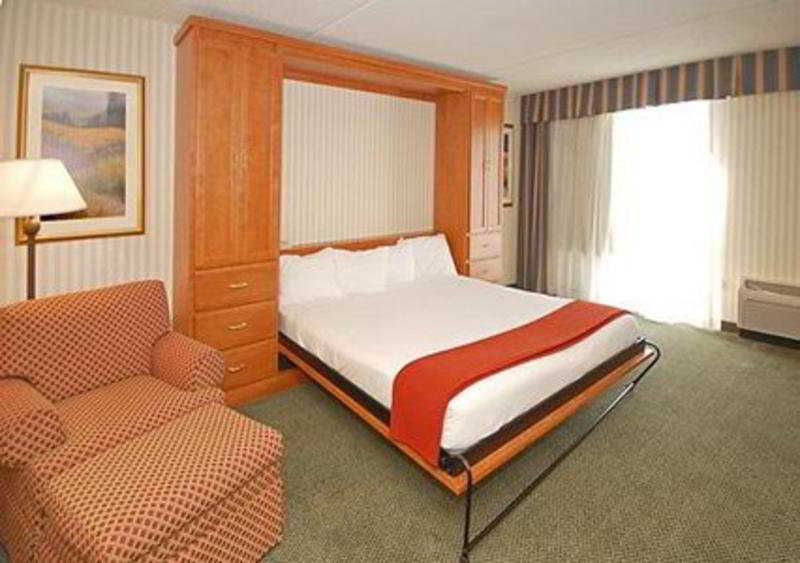 Fotos Hotel Holiday Inn Express Camp Springs-andrews Afb