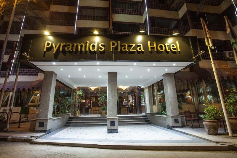 hotel Pyramids Plaza