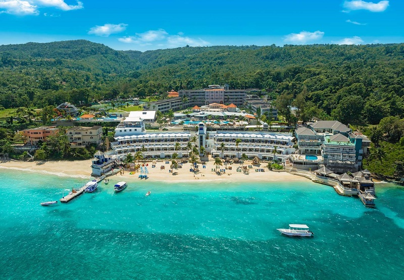 hotel Beaches Ocho Rios, A Spa, Golf & Waterpark Resort