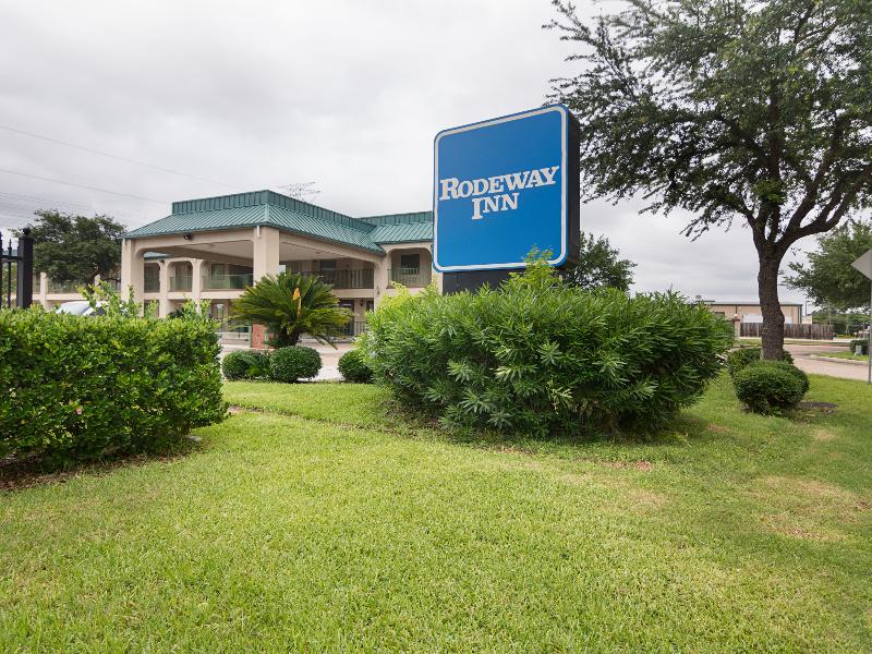 hotel Rodeway Inn & Suites Hwy 290 Nw