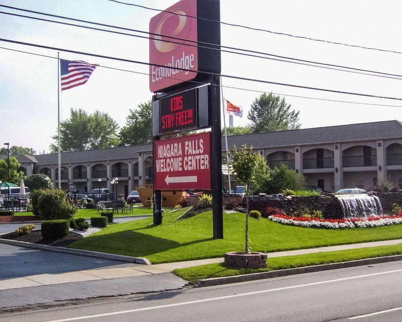 hotel Econo Lodge At The Falls North