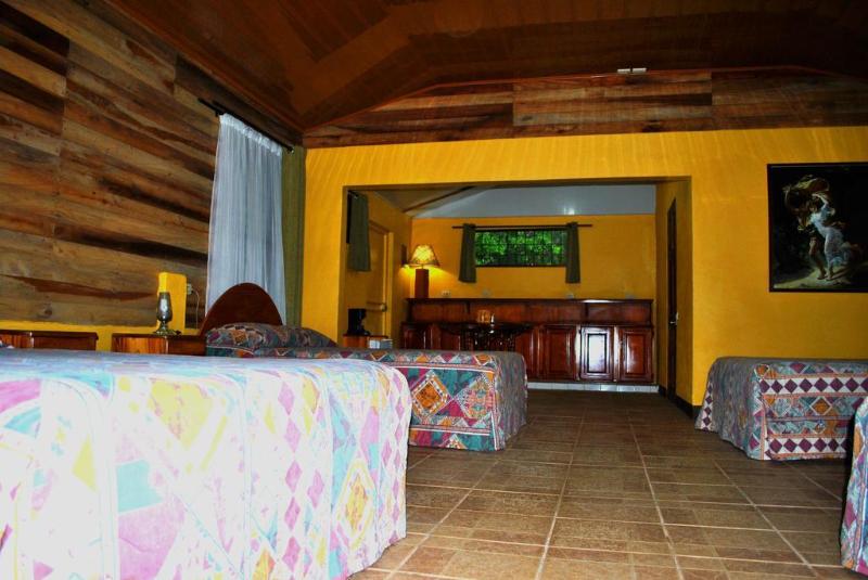 hotel Arenal Country Inn