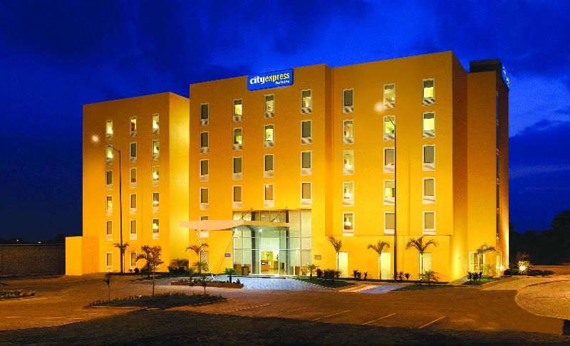 hotel City Express Irapuato