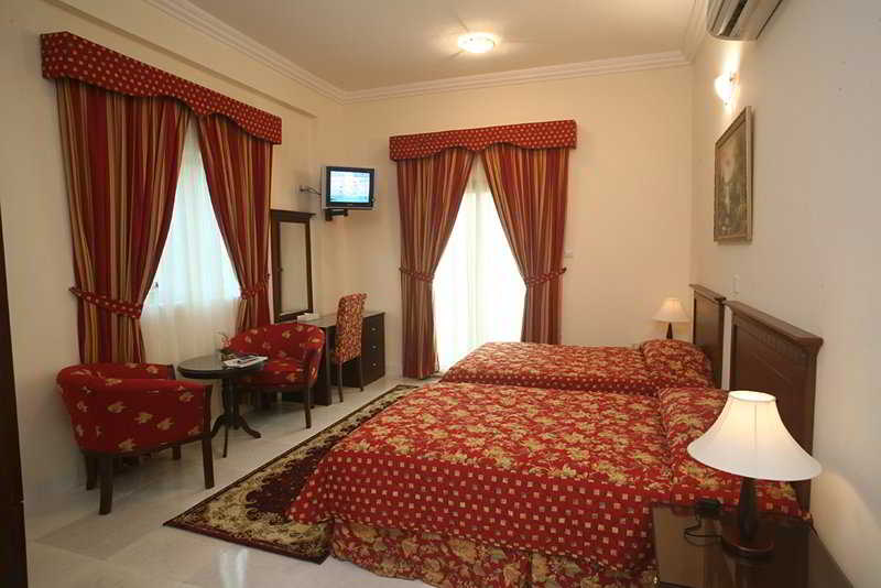 hotel Deira Town