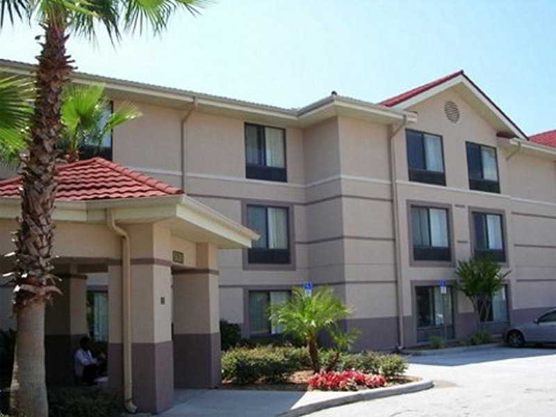 hotel Extended Stay Deluxe Universal