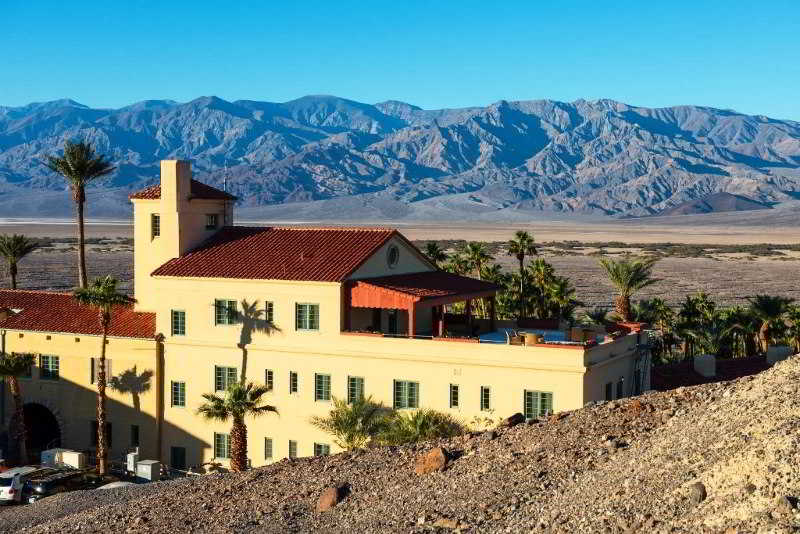 hotel Furnace Creek Inn