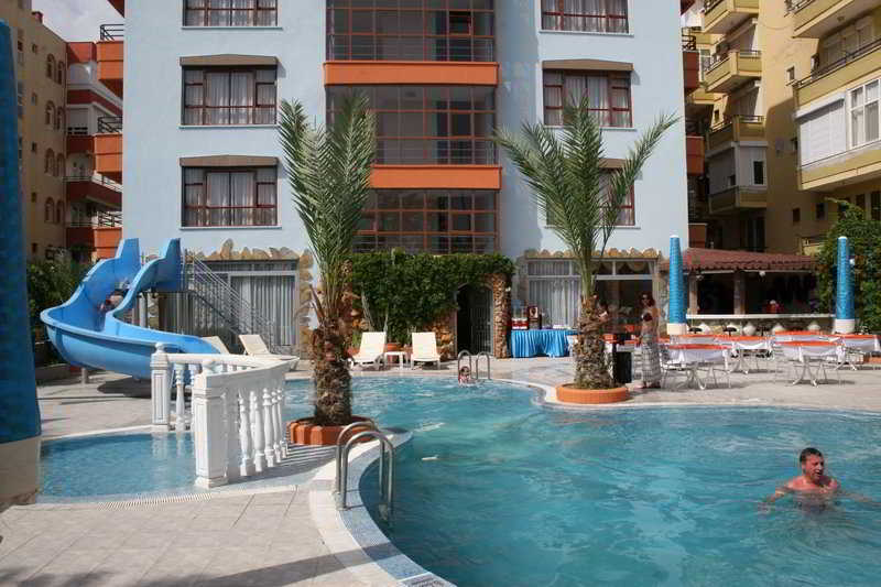 hotel Tuvanna Beach