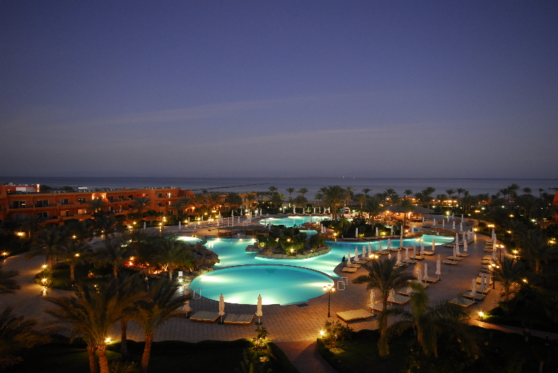 hotel Amwaj Oyoun Resort & Spa