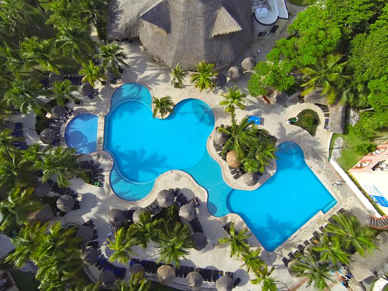 Sandos playacar beach resort select club extended stay cancun