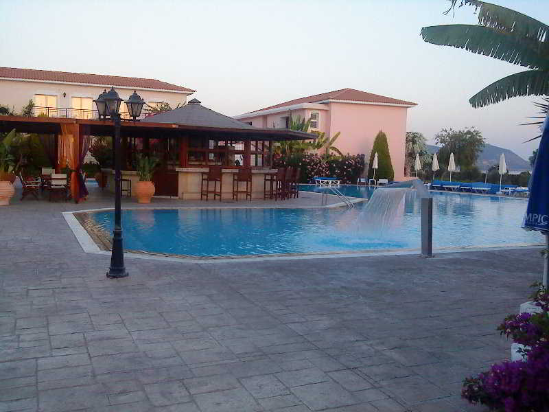 hotel Akamanthea Holiday Village