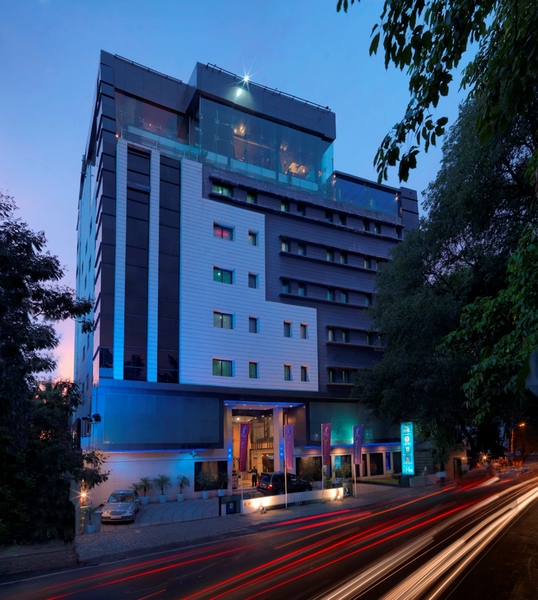 hotel The Solitaire Bangalore