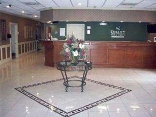 Fotos Hotel Quality Inn & Suites Hanes Mall