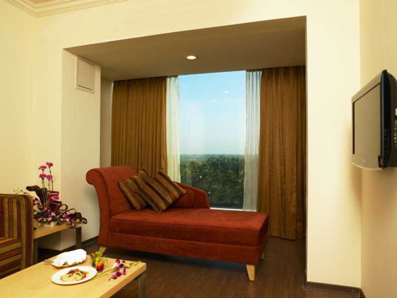 Fotos Hotel Royal Orchid Suites Whitefield