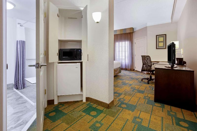 hotel Laquinta Dfw Airport North / Irving