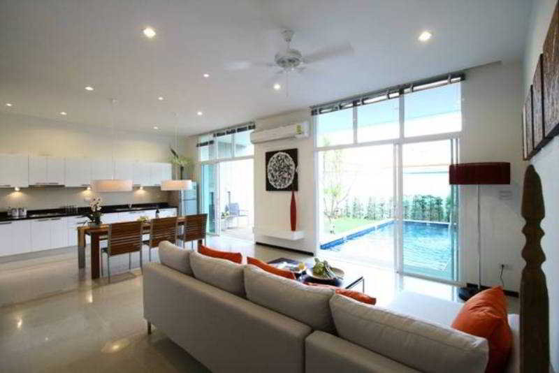 Fotos Hotel Two Villas Holiday Oxygen Style Nai Harn Beach