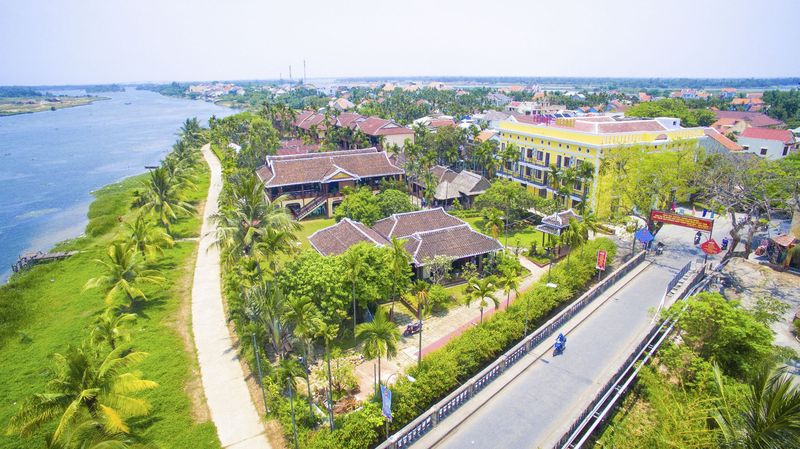 hotel Pho Hoi Riverside Resort