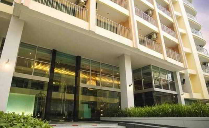 hostal Golden Pearl Residences