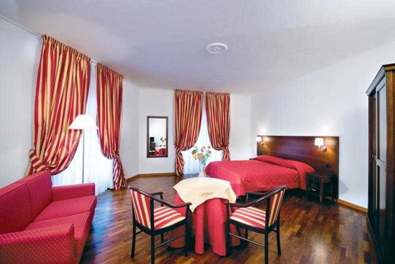 casa Inn Rome Suites