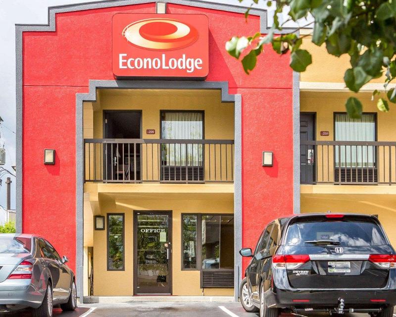 hotel Econo Lodge North