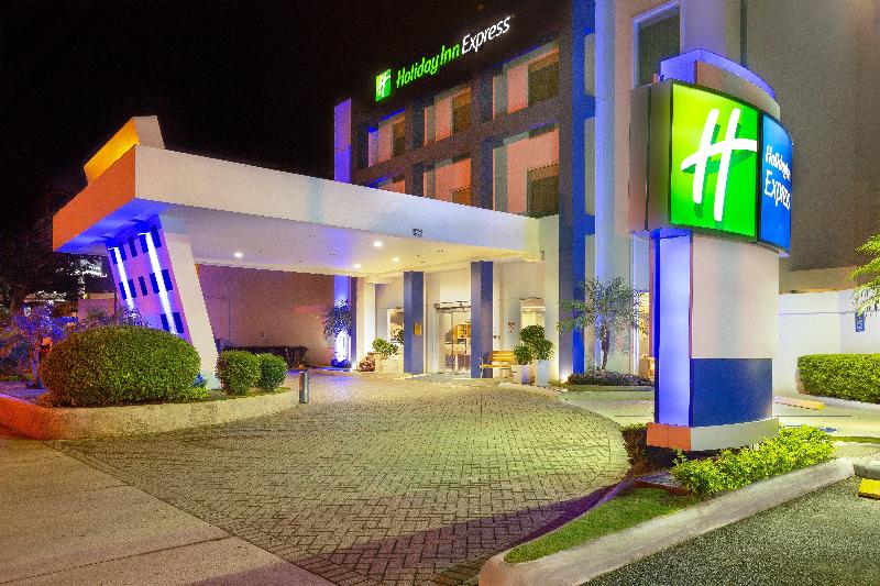 hotel Holiday Inn Express San Jose Forum