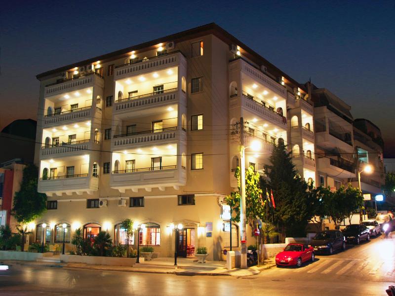 apartahotel Elina Hotel Apartments