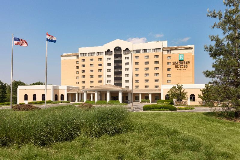 hotel Embassy Suites Kansas City International Airport