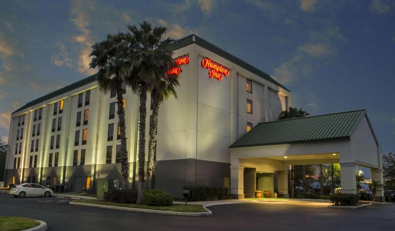 hotel Hampton Inn Tampa-veterans Expressway Waters