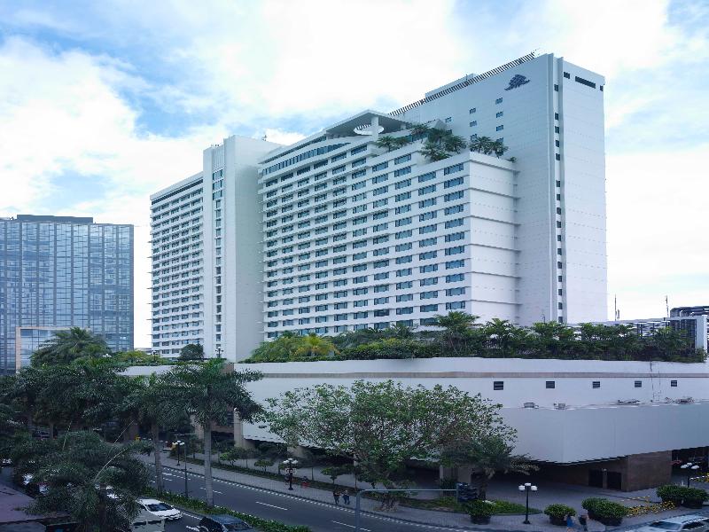 hotel New World Makati Hotel