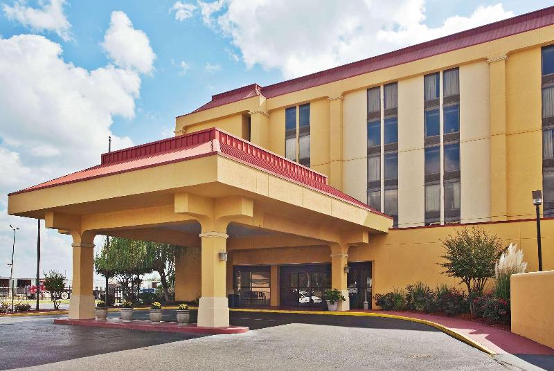 hostal La Quinta Inn & Suites Memphis Airport - Graceland