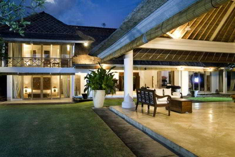 villa Atas Ombak Villa