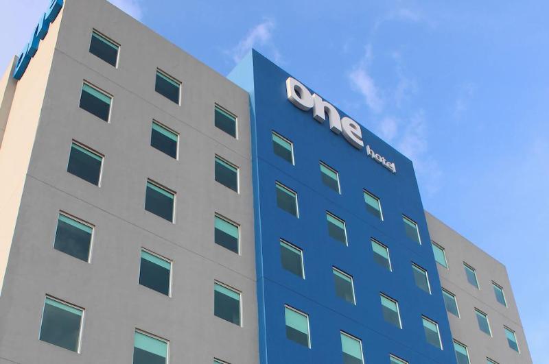 hotel One Puebla Finsa