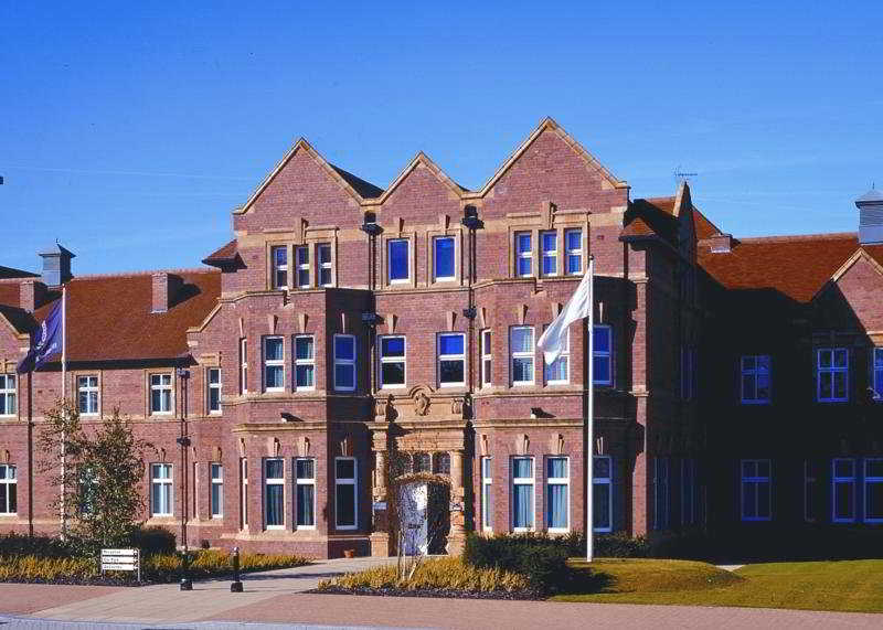 hotel De Vere Cheadle House