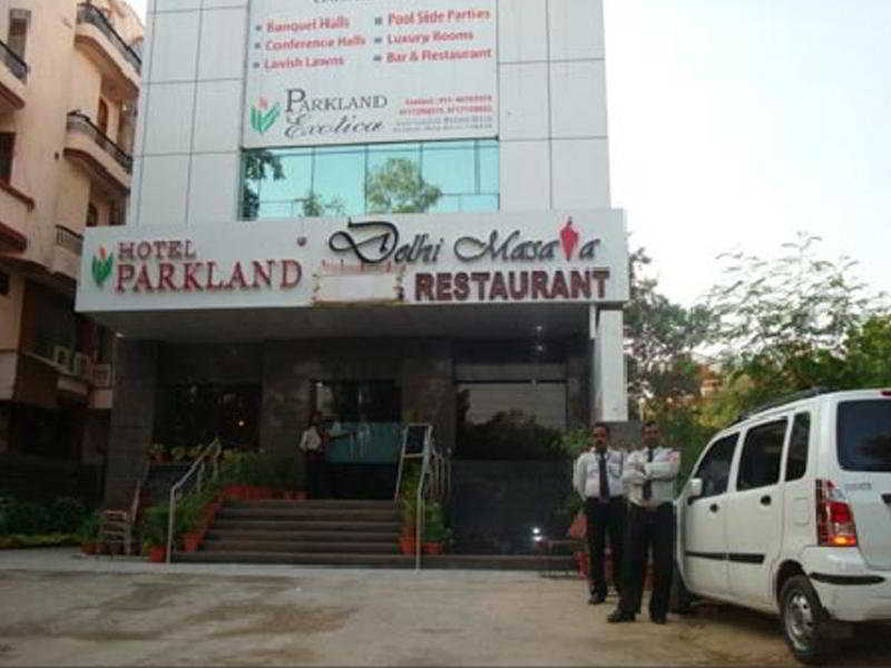 hotel Parkland Prashant Vihar