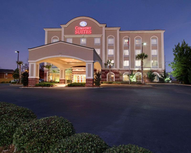 hotel Comfort Suites Airport