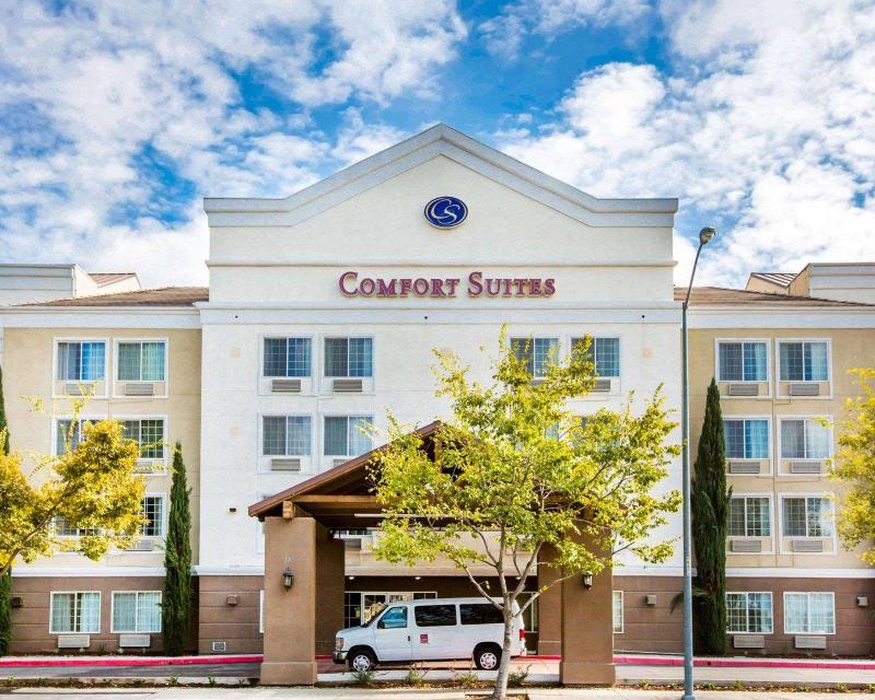 hotel Comfort Suites